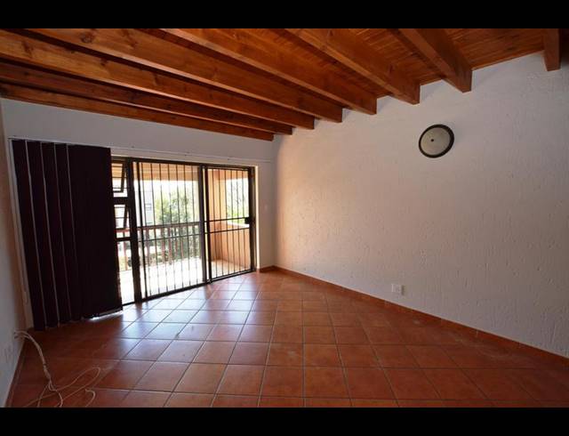 2 BEDROOM PROPERTY TO RENT IN PAULSHOF